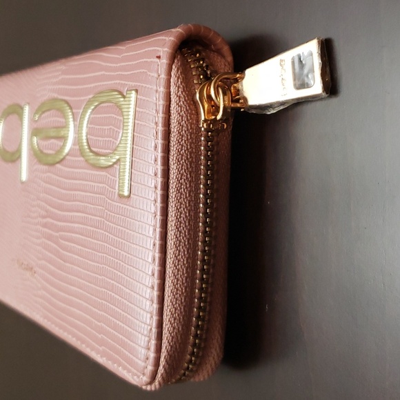 Bebe Fabiola Stamped Lizard Continental Zip Around Wallet*NWOT* - Picture 5 of 9